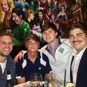 Meet your Posher, Jonathan